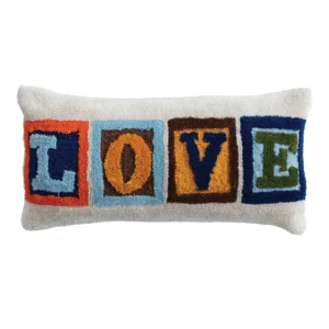 Tufted Pillow "LOVE"